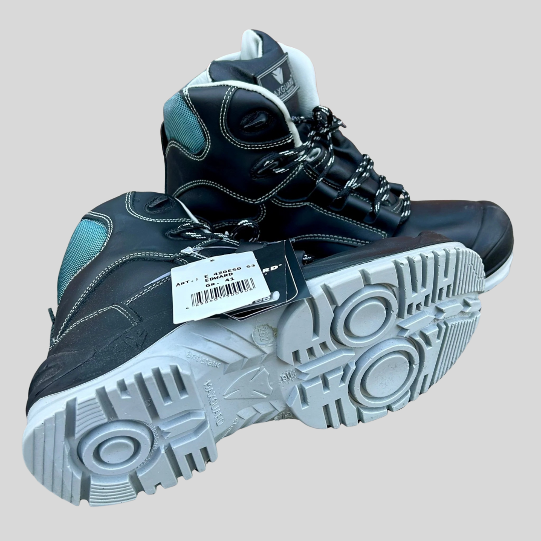 size 8 Maxguard safety boots