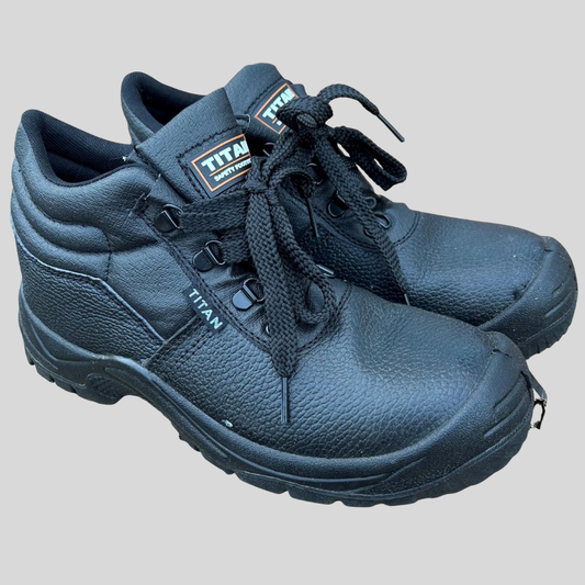 Size 8 Titan Mecury Safety Boots