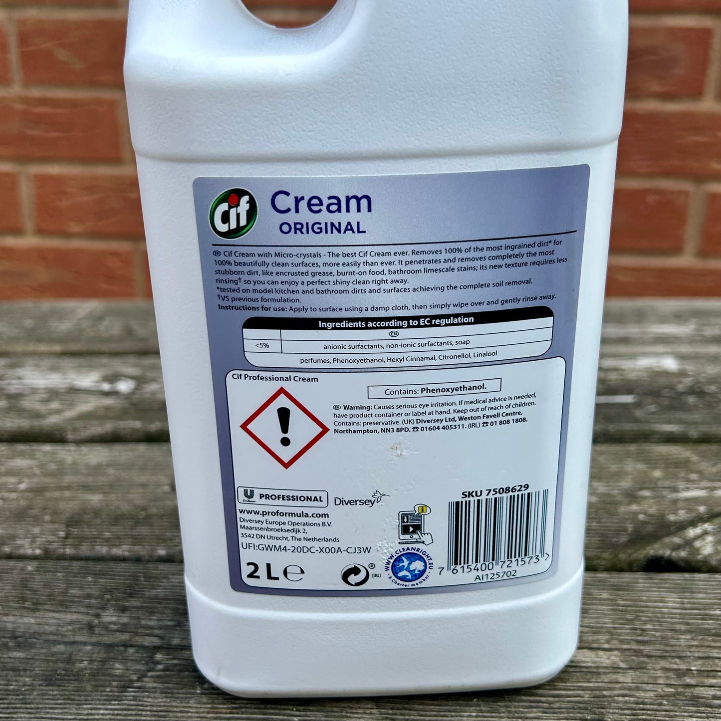 Cif Cream Pro Cleaner XXL – 2 Litre