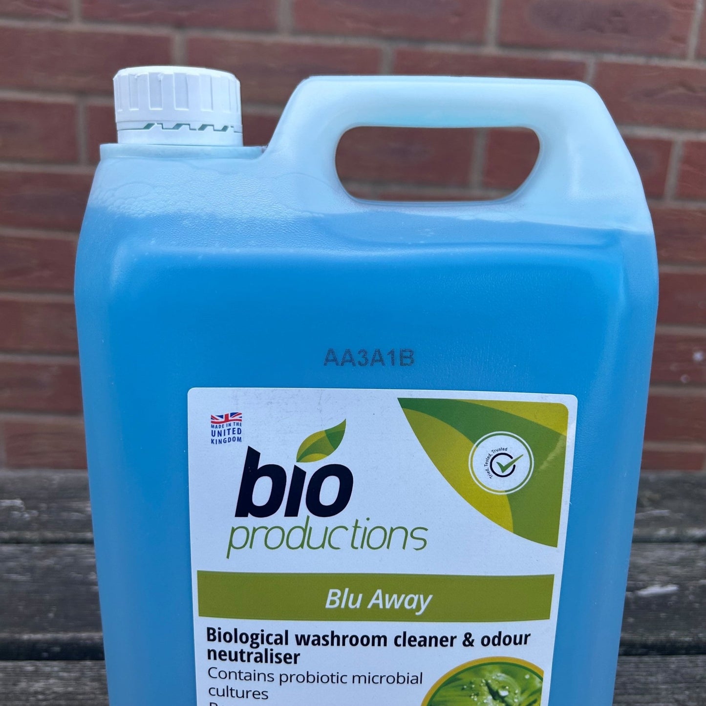 Blu Away 5Ltr - Cleaning Products UK