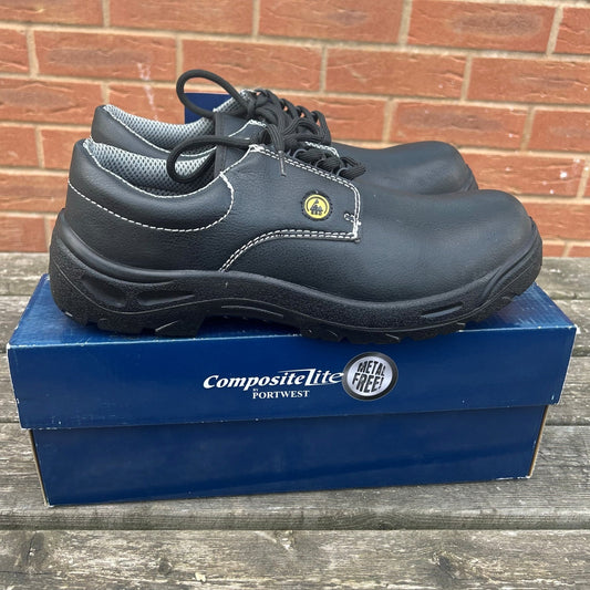 Composite light size 9 Safety shoes (Black) - Cleaning Products UK