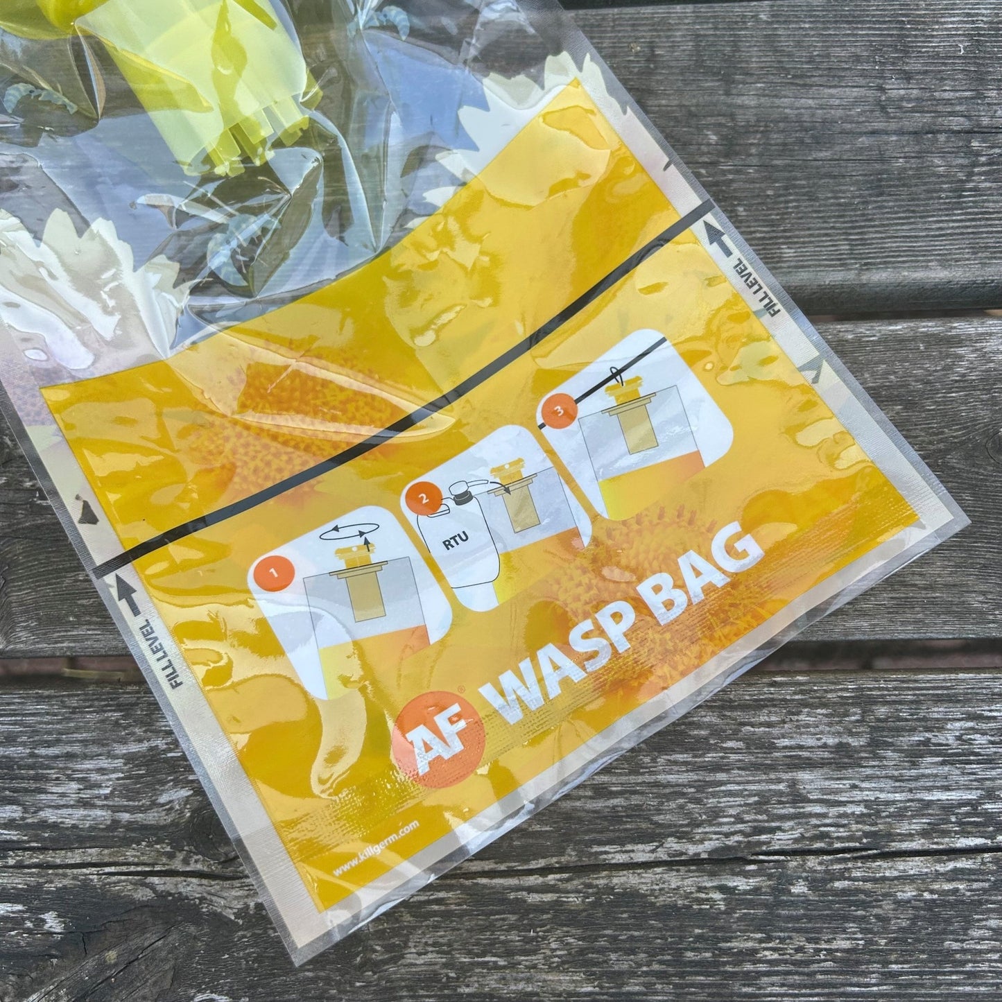 Disposable Wasp Bag - Cleaning Products UK