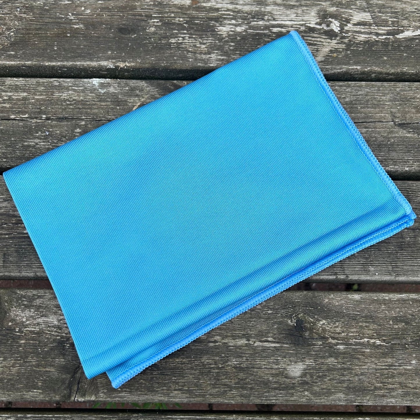 Large Glass Cleaning Cloths - Cleaning Products UK