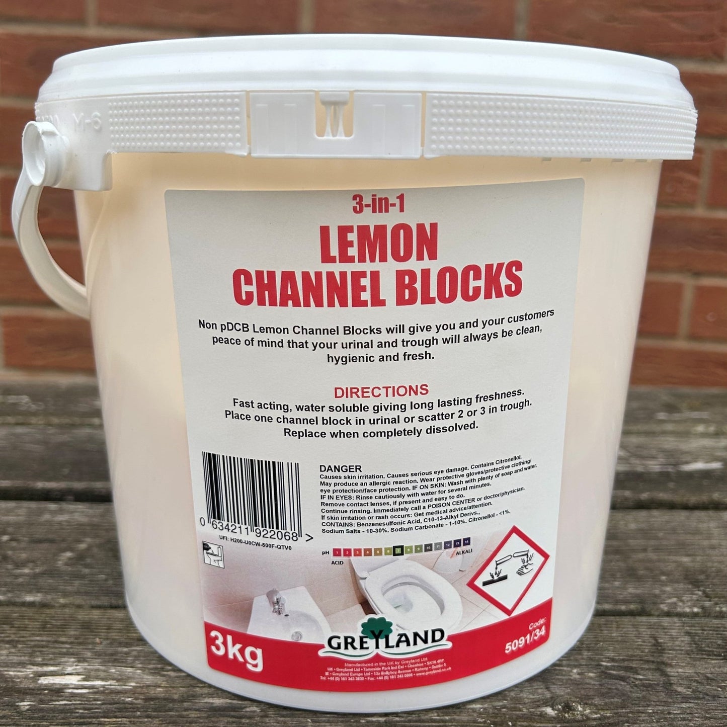Lemon Channel Blocks 3kg - Cleaning Products UK