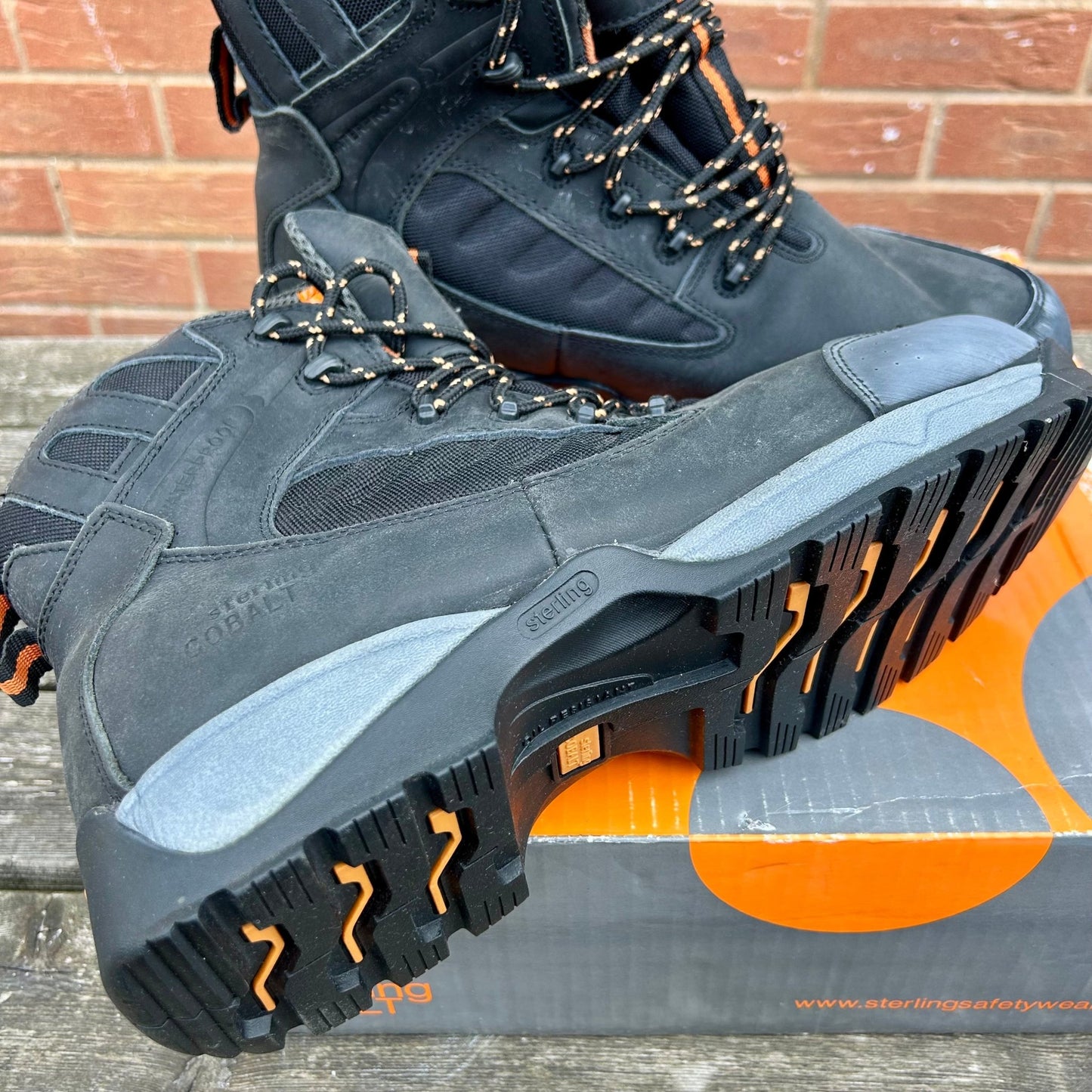 Size 10 Black Crazy Horses Safety Boots - Cleaning Products UK