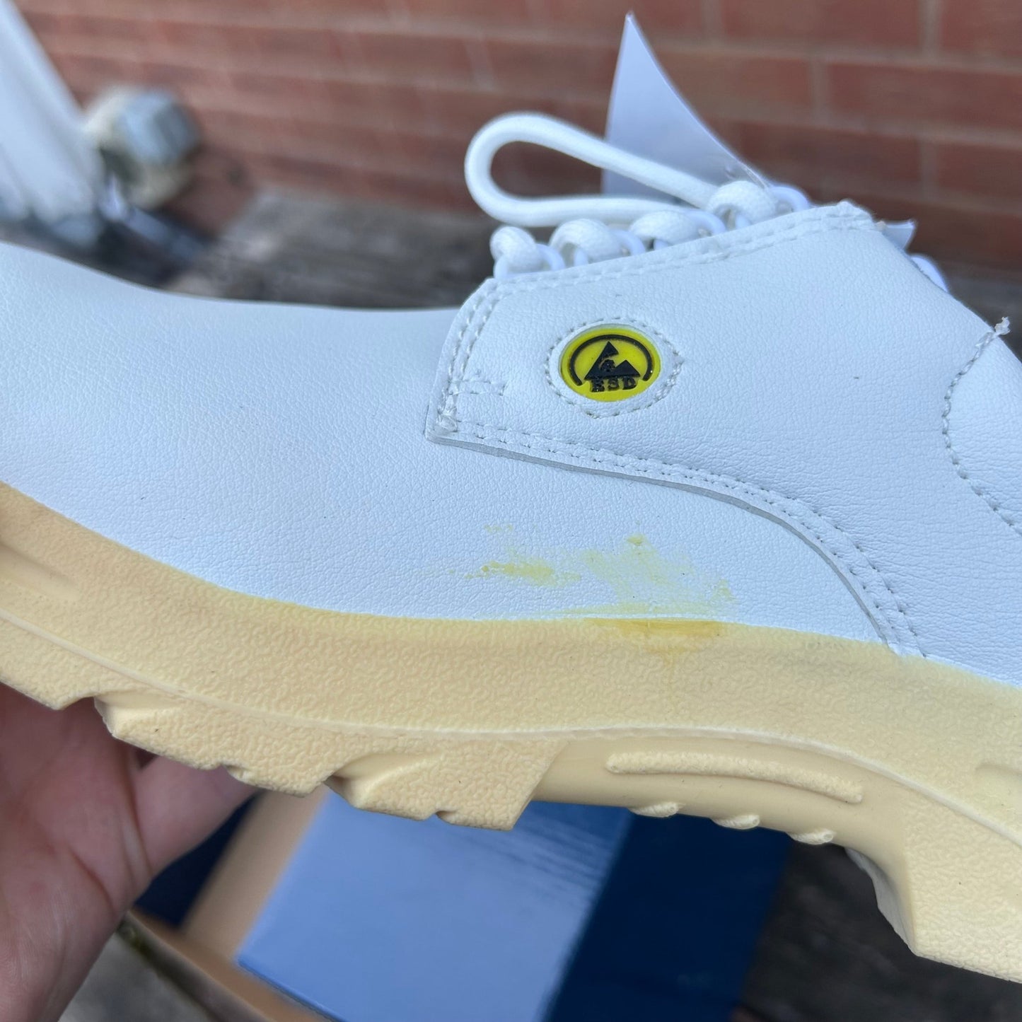 Size 10 Composite light (white ) Safety shoes - Cleaning Products UK