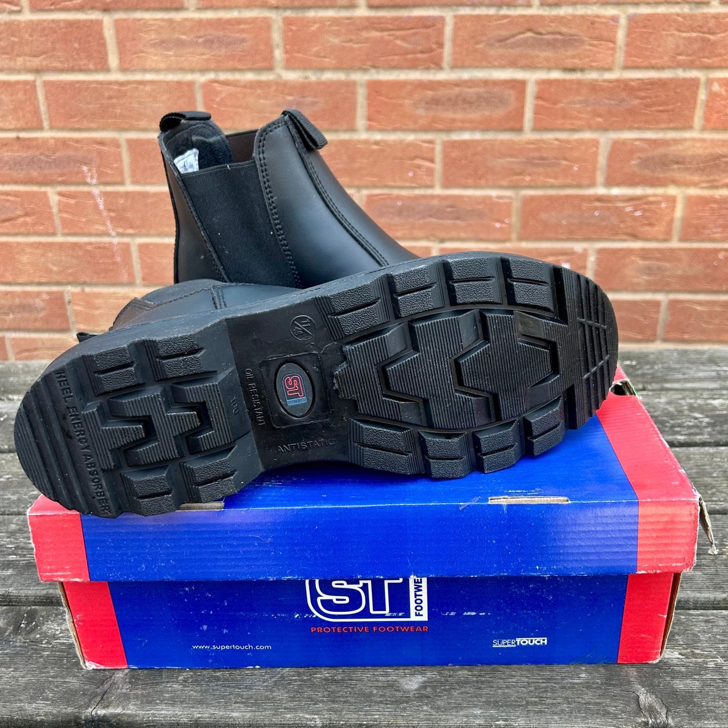 Size 11 Dealer Boots Supertouch - Cleaning Products UK