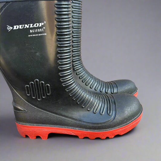 Size 11 Dunlop Black & Red Wellies - Cleaning Products UK