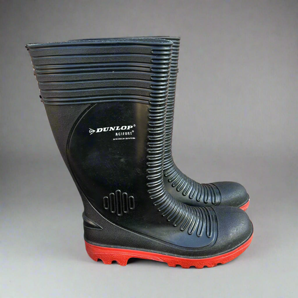 Size 11 Dunlop Black & Red Wellies - Cleaning Products UK