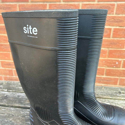 Size 11 Site Black Ribbed Wellies - Cleaning Products UK