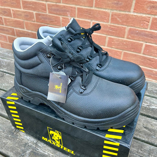 Size 12 Maxsteel Chukka Boots - Cleaning Products UK
