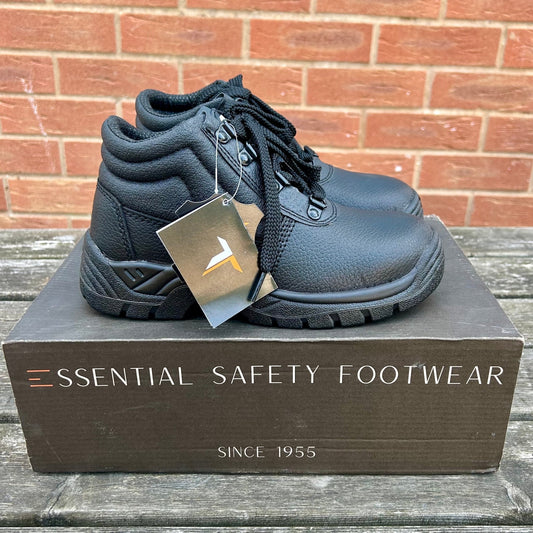 Size 3 Tuff4life Safety Boots - Cleaning Products UK