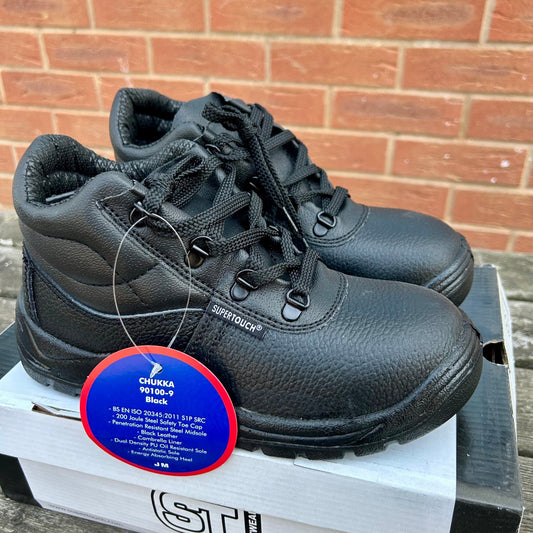 Size 5 Chukka Safety Boots - Cleaning Products UK