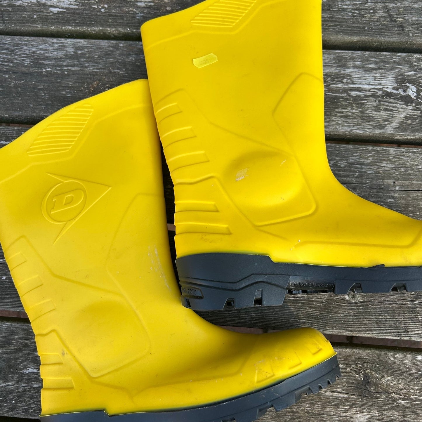 Size 5 Dunlop Yellow Wellies - Cleaning Products UK