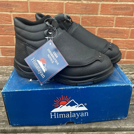 Size 7 Himalayan Black Work Safety Boots - Cleaning Products UK