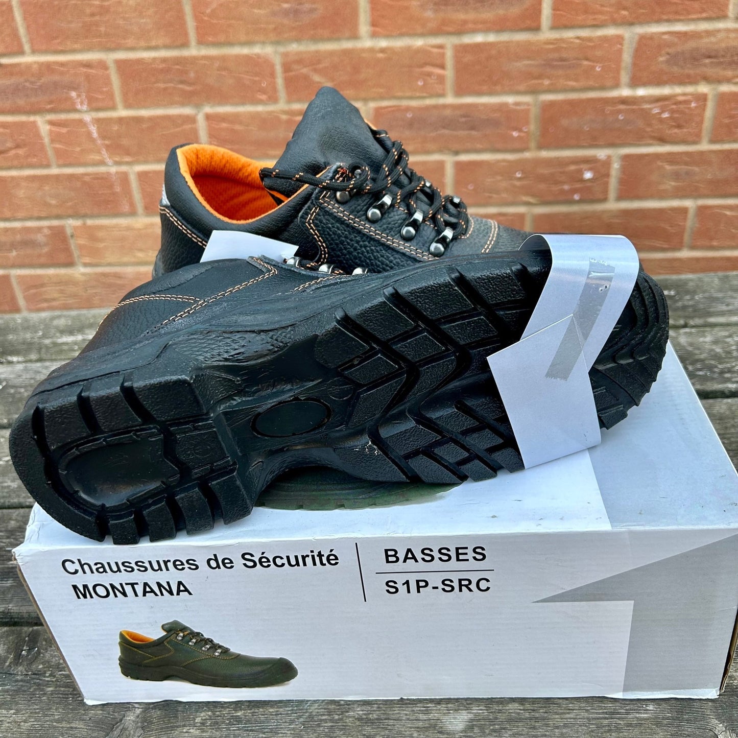 Size 8 Montana Work Shoes - Cleaning Products UK