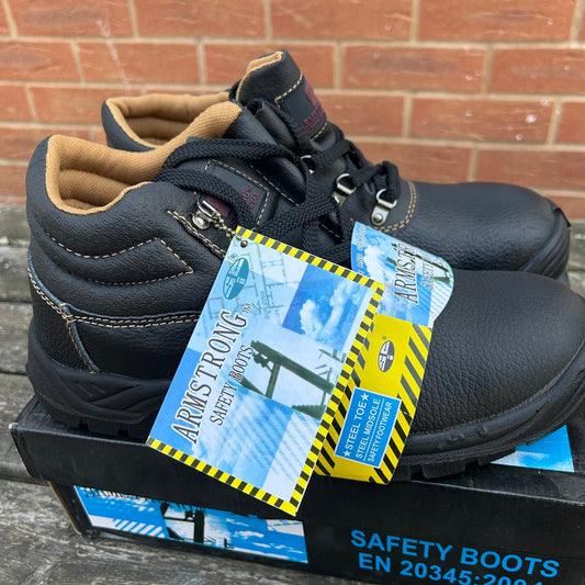 Size 9 Armstrong Safety Boots - Cleaning Products UK