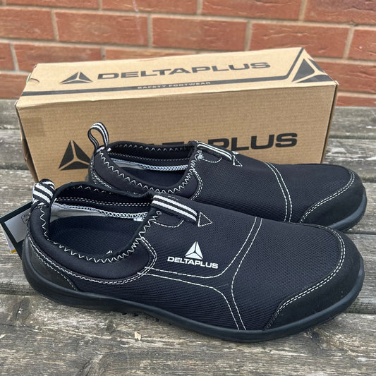 Size 9 Delta Plus Safety Shoes - Cleaning Products UK