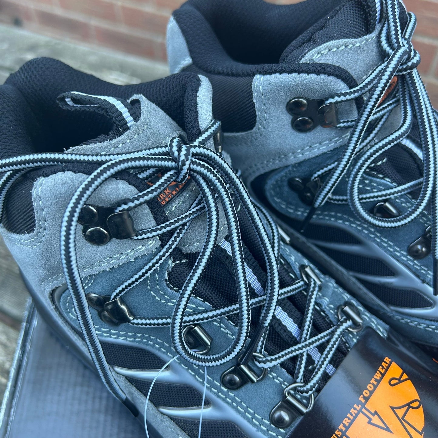Size 9 - Industrial Footwear Safety Boots – Black/Grey - Cleaning Products UK