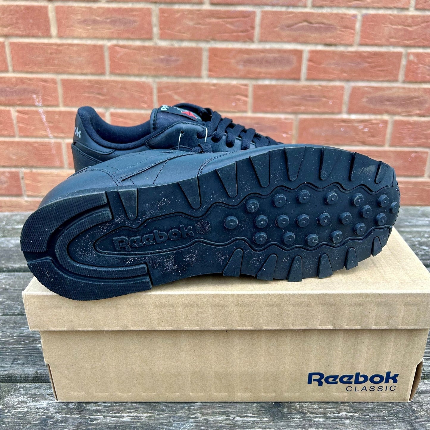 Size 9 Reebok Classic Black - Cleaning Products UK