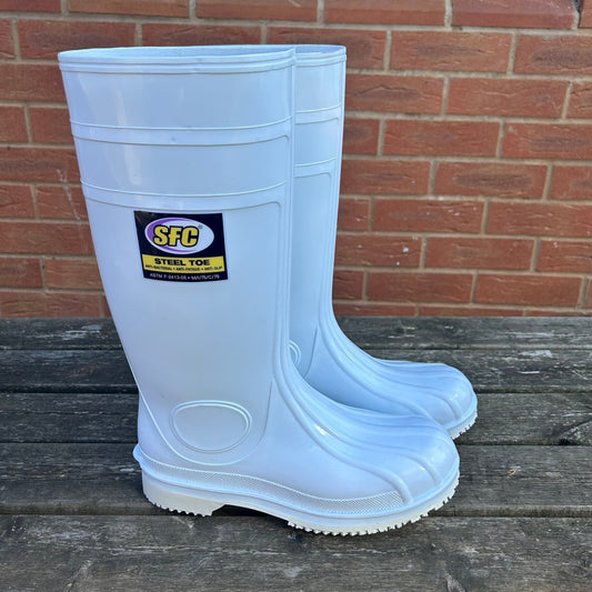 Size 9 White Wellies - Cleaning Products UK