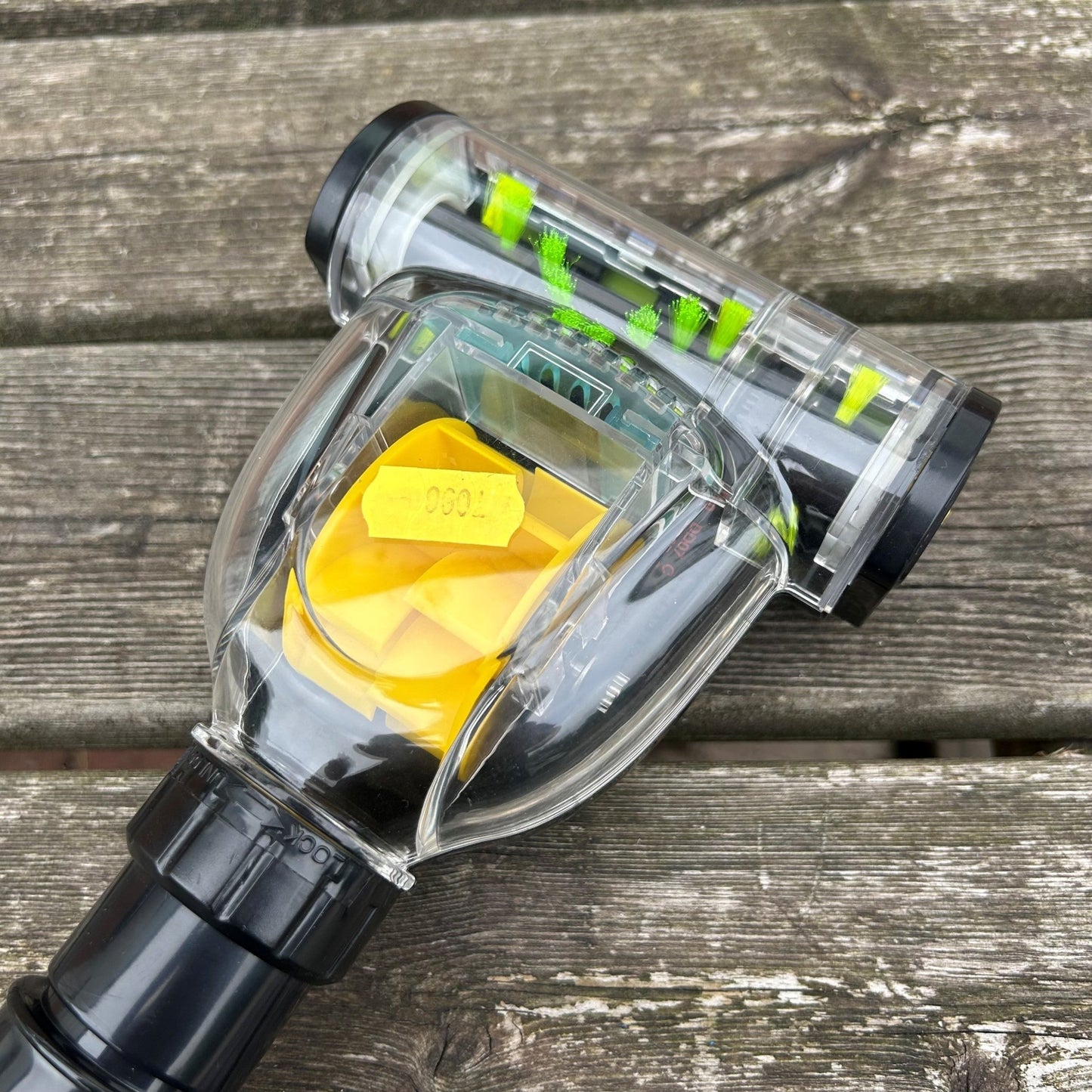 Universal 32mm and 35mm Mini Turbo Brush Tool - Cleaning Products UK