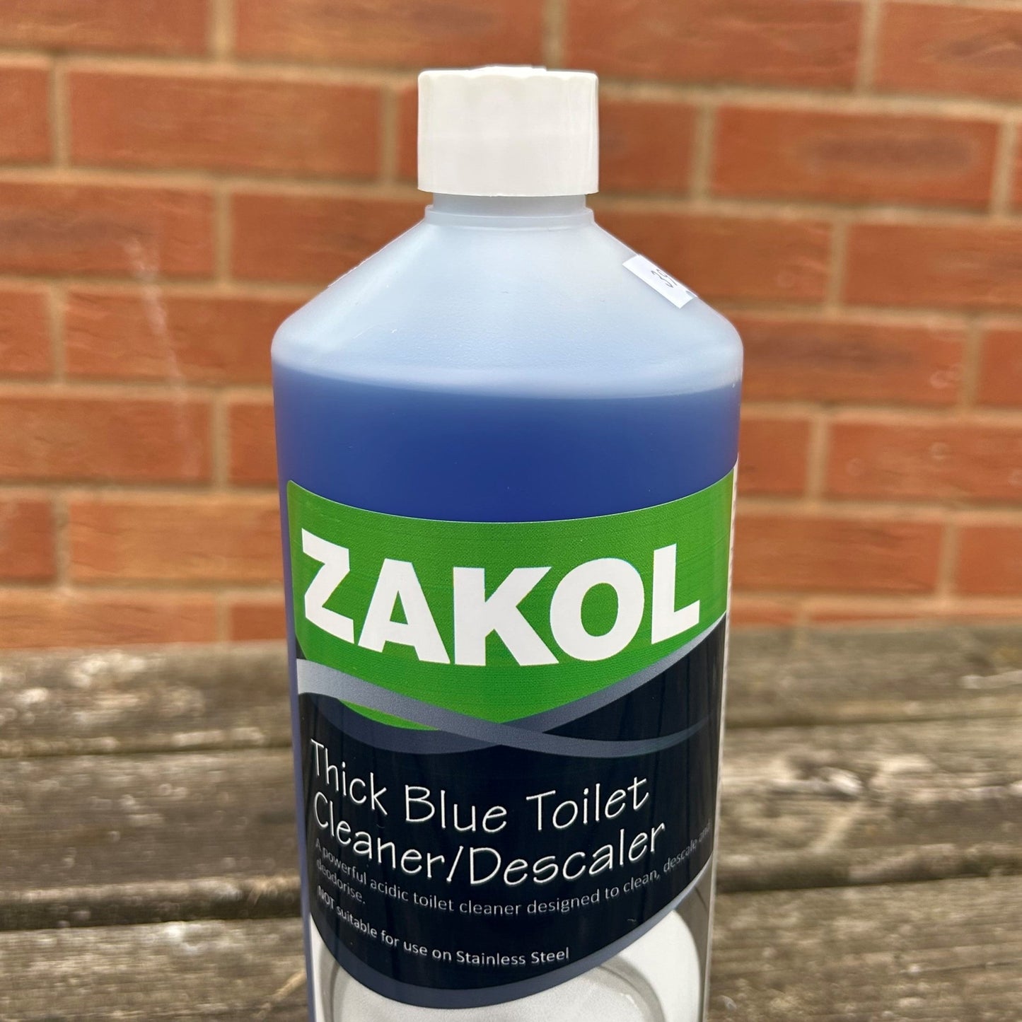 Zakol Toilet Cleaner and Descaler 1ltr - Cleaning Products UK