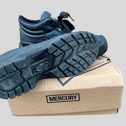 Size 8 Titan Mecury Safety Boots