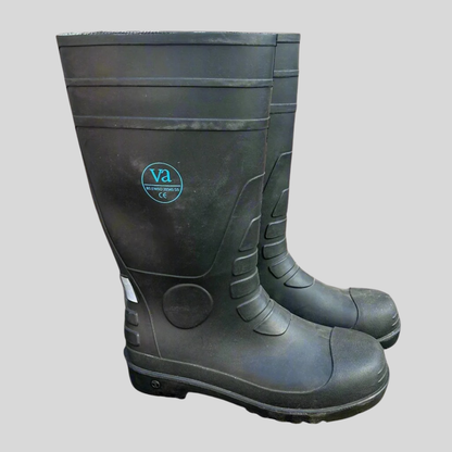Size 9 VA Black Wellies