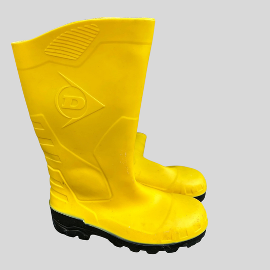 Size 5 Dunlop Yellow Wellies