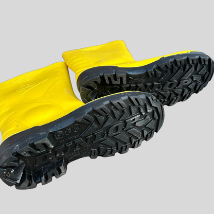 Size 5 Dunlop Yellow Wellies
