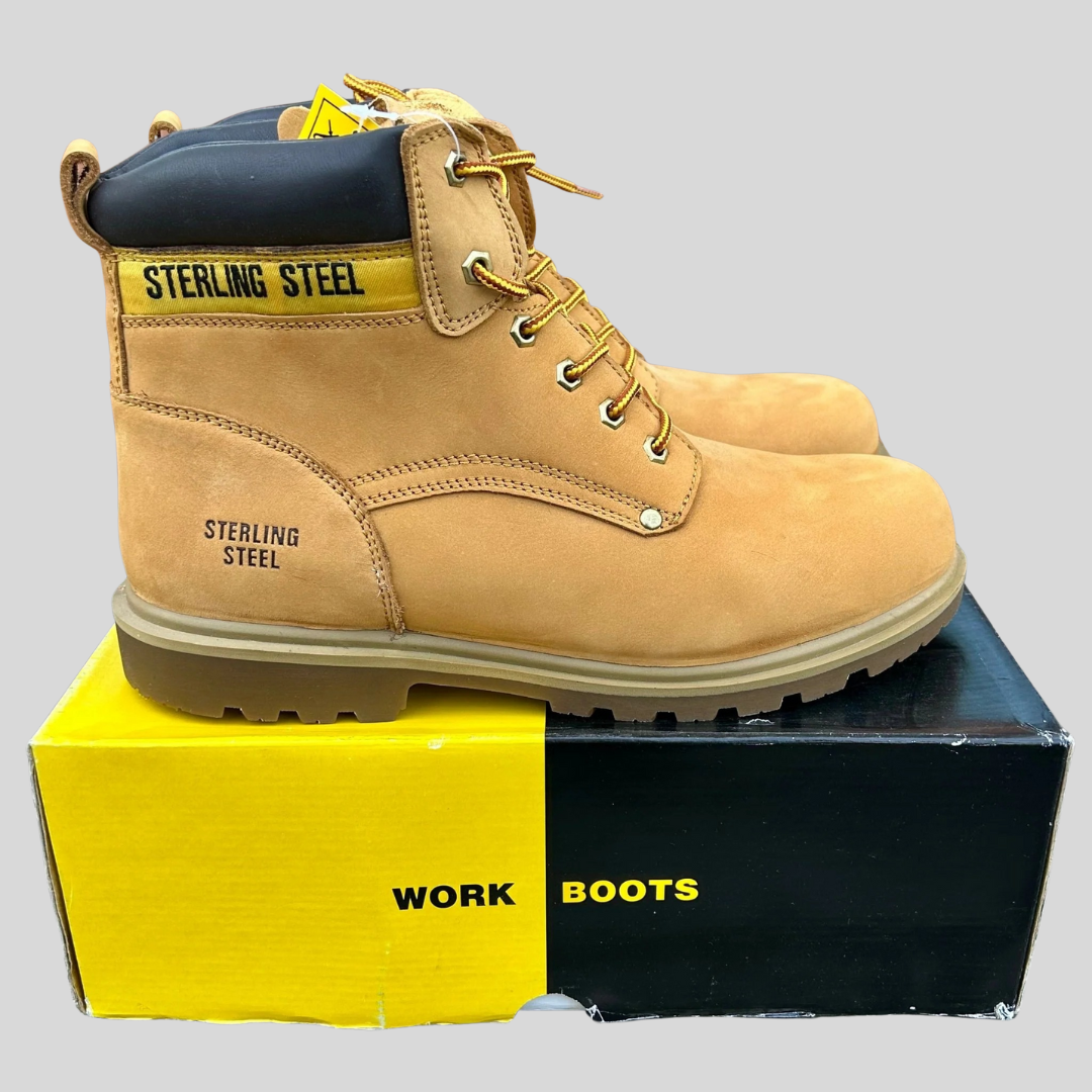 Size 11 Sterling safety boots