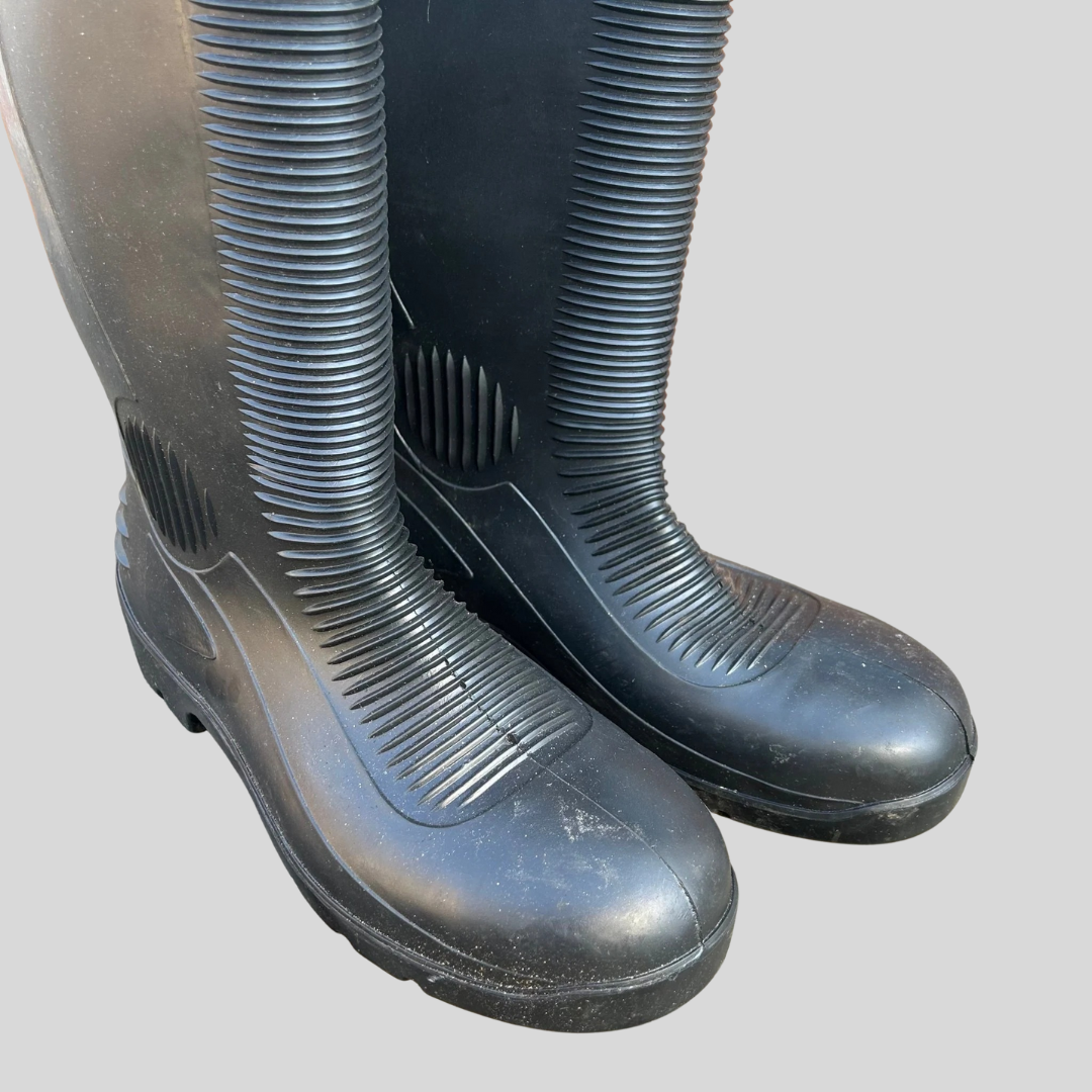 Size 11 Site Black Ribbed Wellies