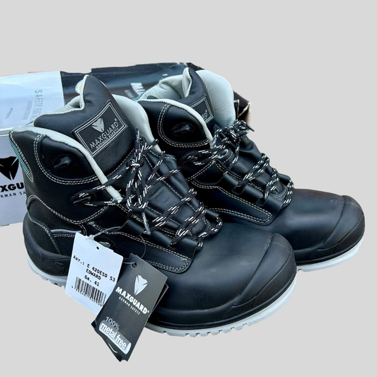 size 8 Maxguard safety boots
