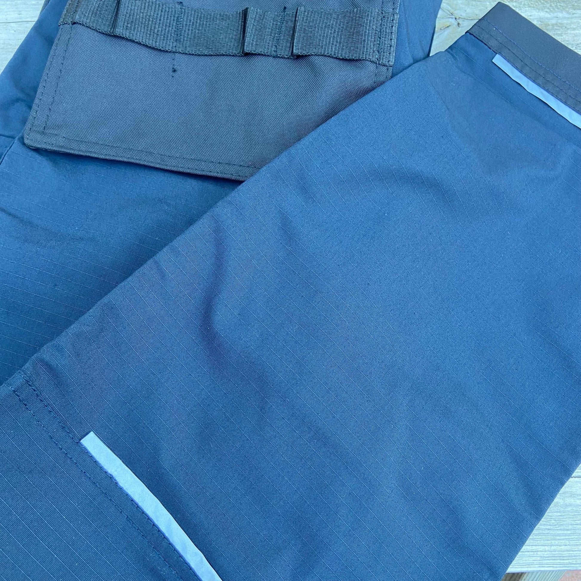 34" Short Navy Trousers Onyx - Cleaning Products UK