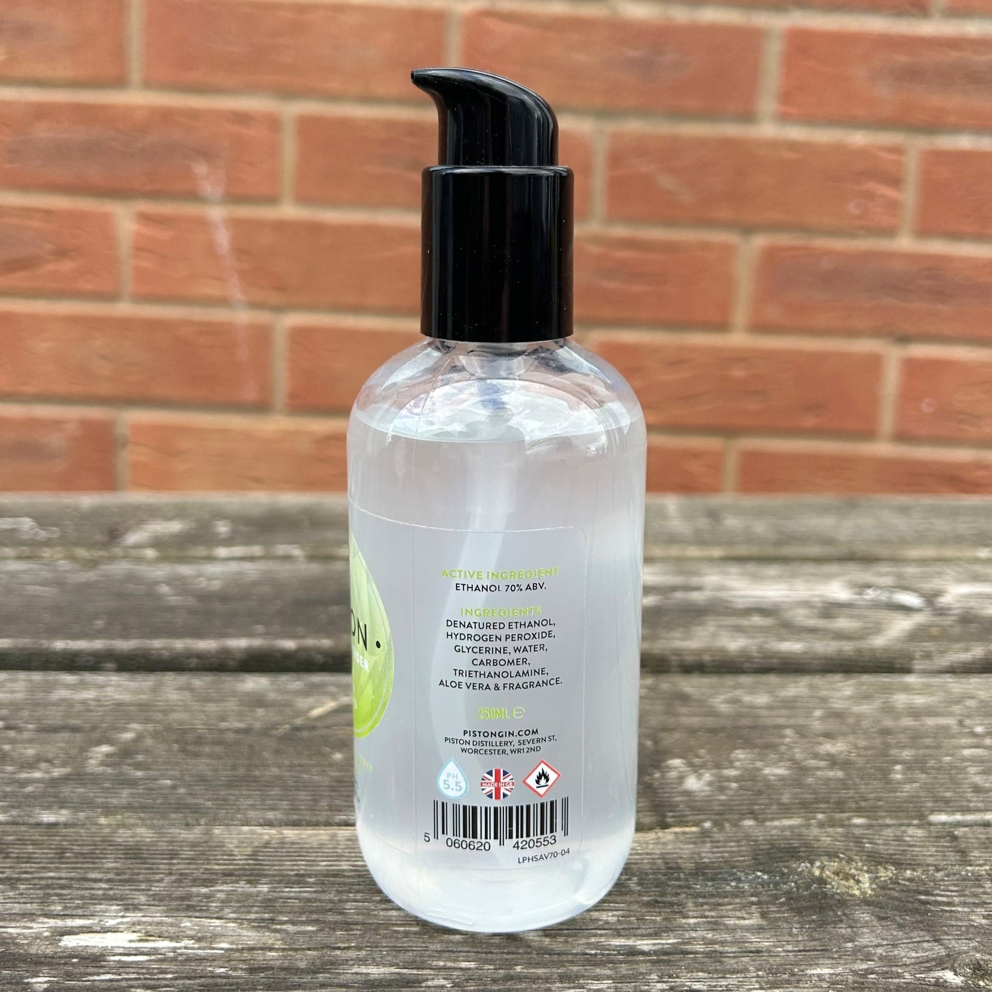 70% Alcohol Hand Sanitiser - Cleaning Products UK