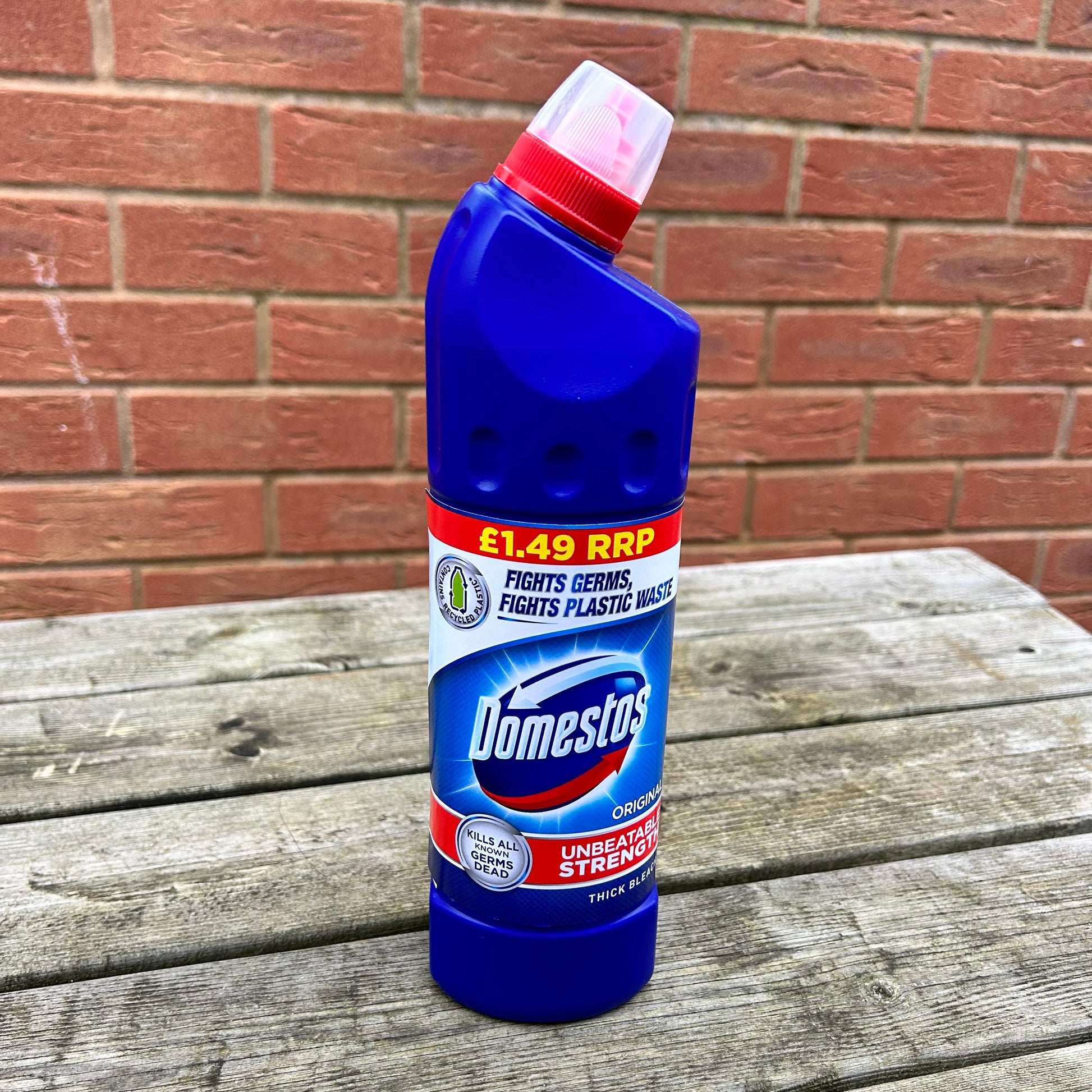 Domestos Bleach Original, 750 ml. Toilet Bleach and Disinfectant. Condition  New.