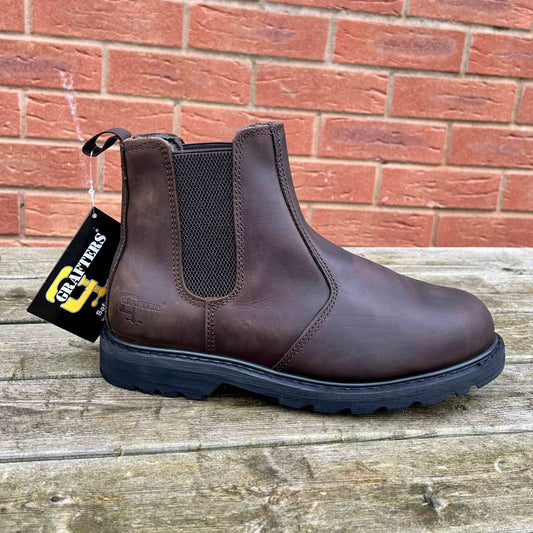 Chelsea Unisex Safety boots - Cleaning Products UK