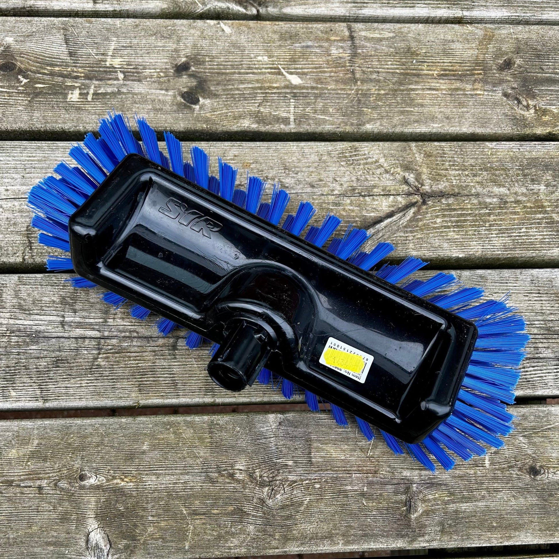 Curved Brush - Cleaning Products UK