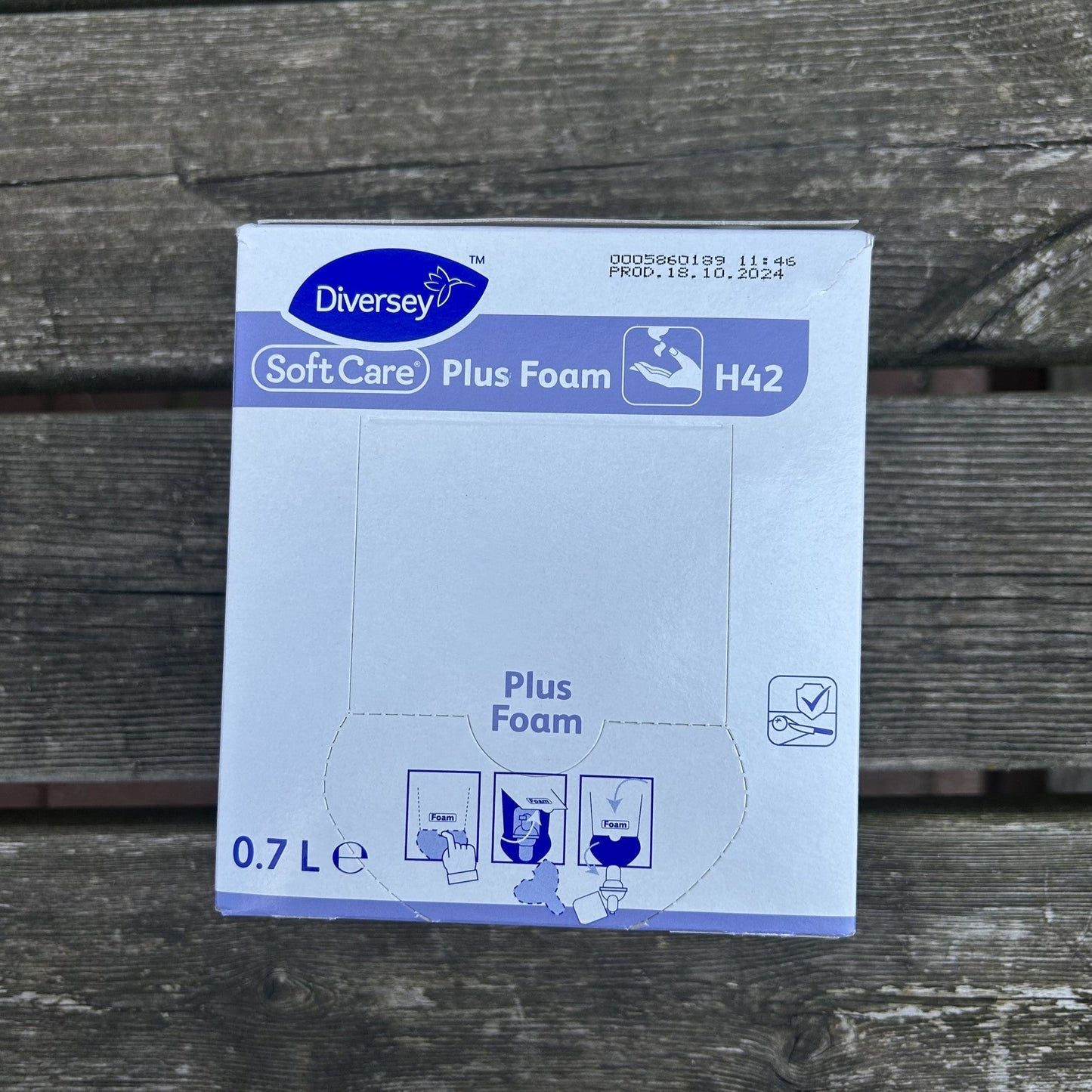 Diversey Soft Care Plus Foam Soap H42 - Case of 6 (0.7L Each) - 100985879 - Cleaning Products UK