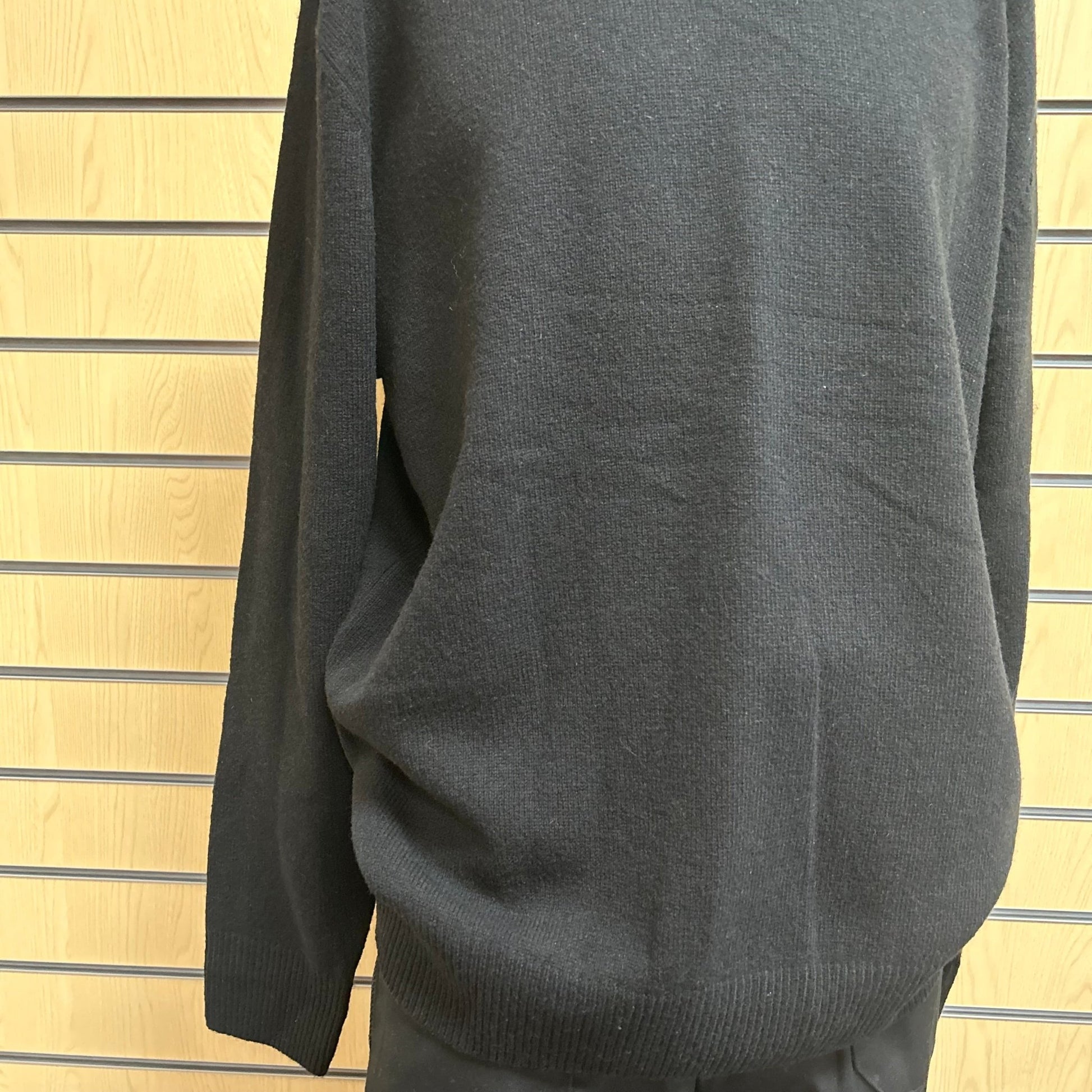 Large Henbury Black Pure New Wool Sweater - Cleaning Products UK