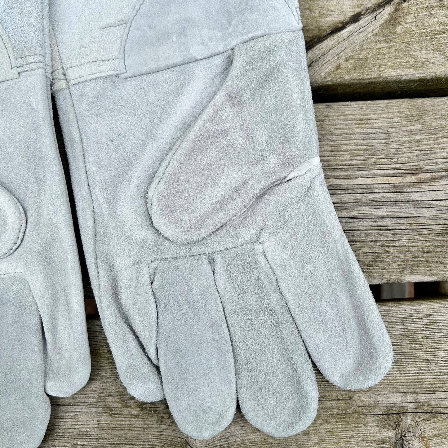 Large Welding Gloves - Cleaning Products UK