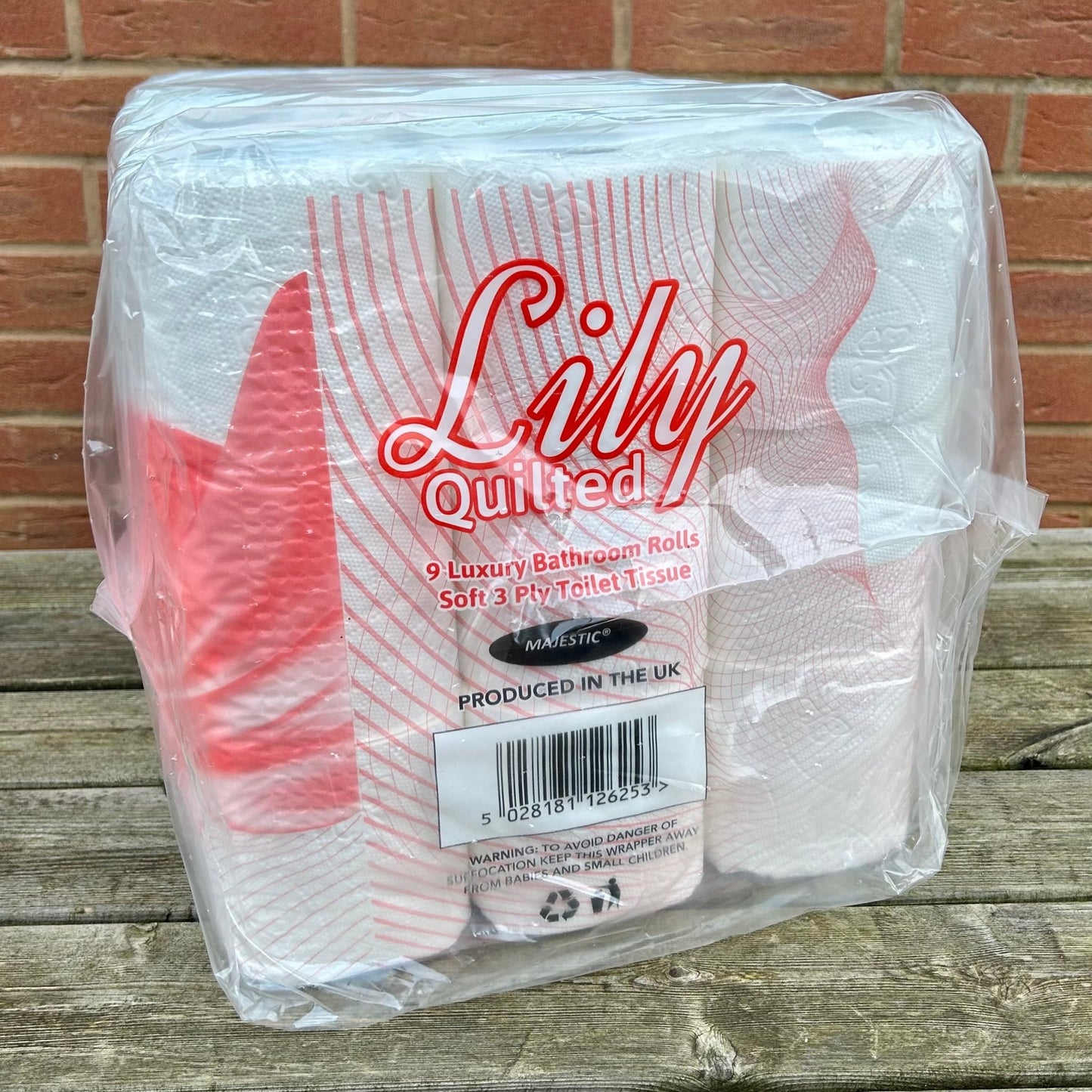 Lily Quilted 3ply Toilet Rolls PK 45 - Cleaning Products UK