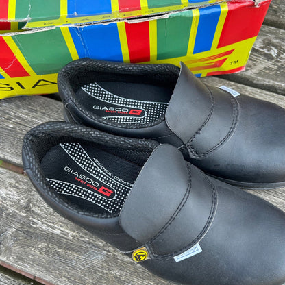 Size 5 Giasco Medina S2 Safety Shoes - Cleaning Products UK