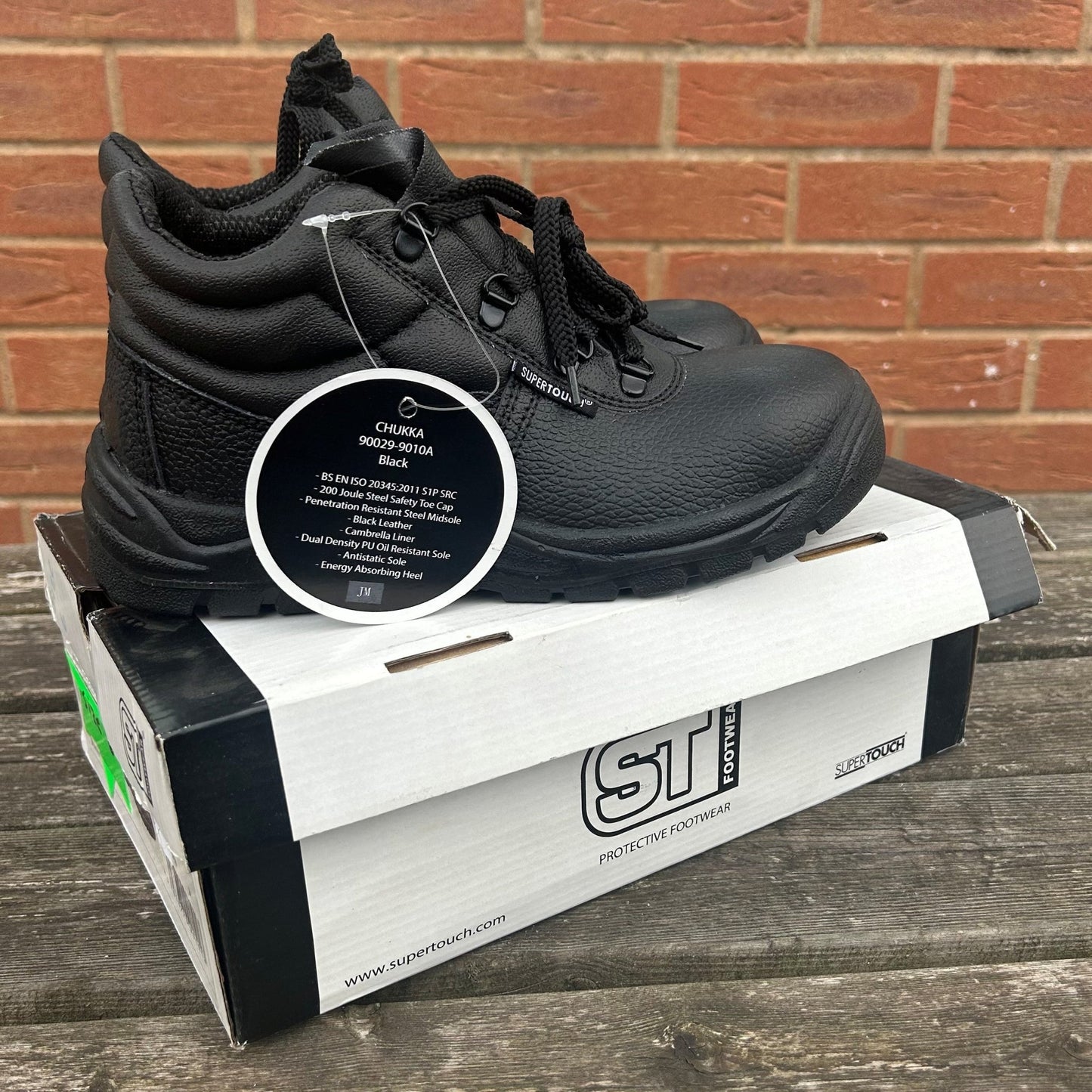 Size 5 to 13 Chukka Safety Boots - Cleaning Products UK