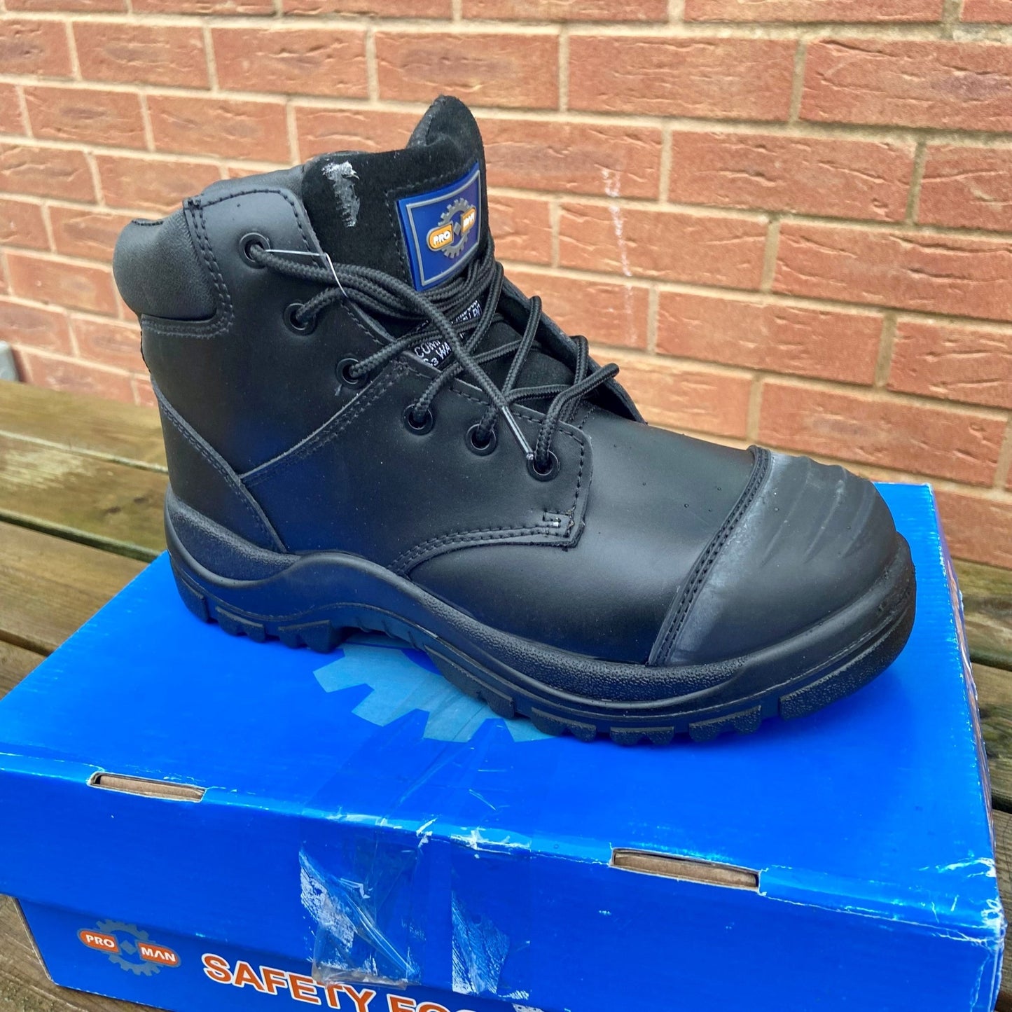 Size 7 Water Repellent Boot - Cleaning Products UK