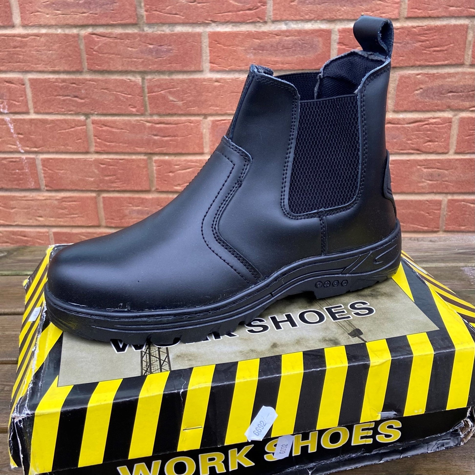 Size 9 Dealer Boots - Cleaning Products UK