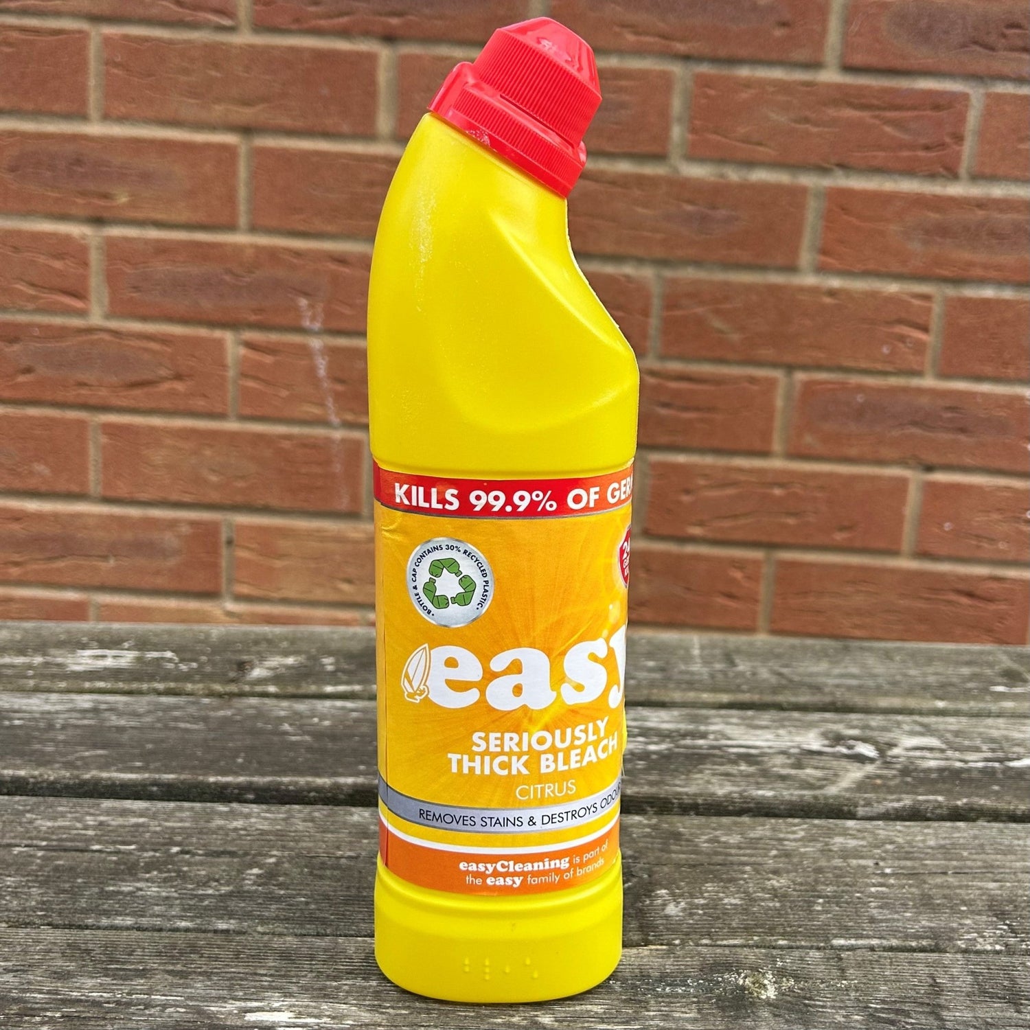 Thick Bleach 750ml - Cleaning Products UK