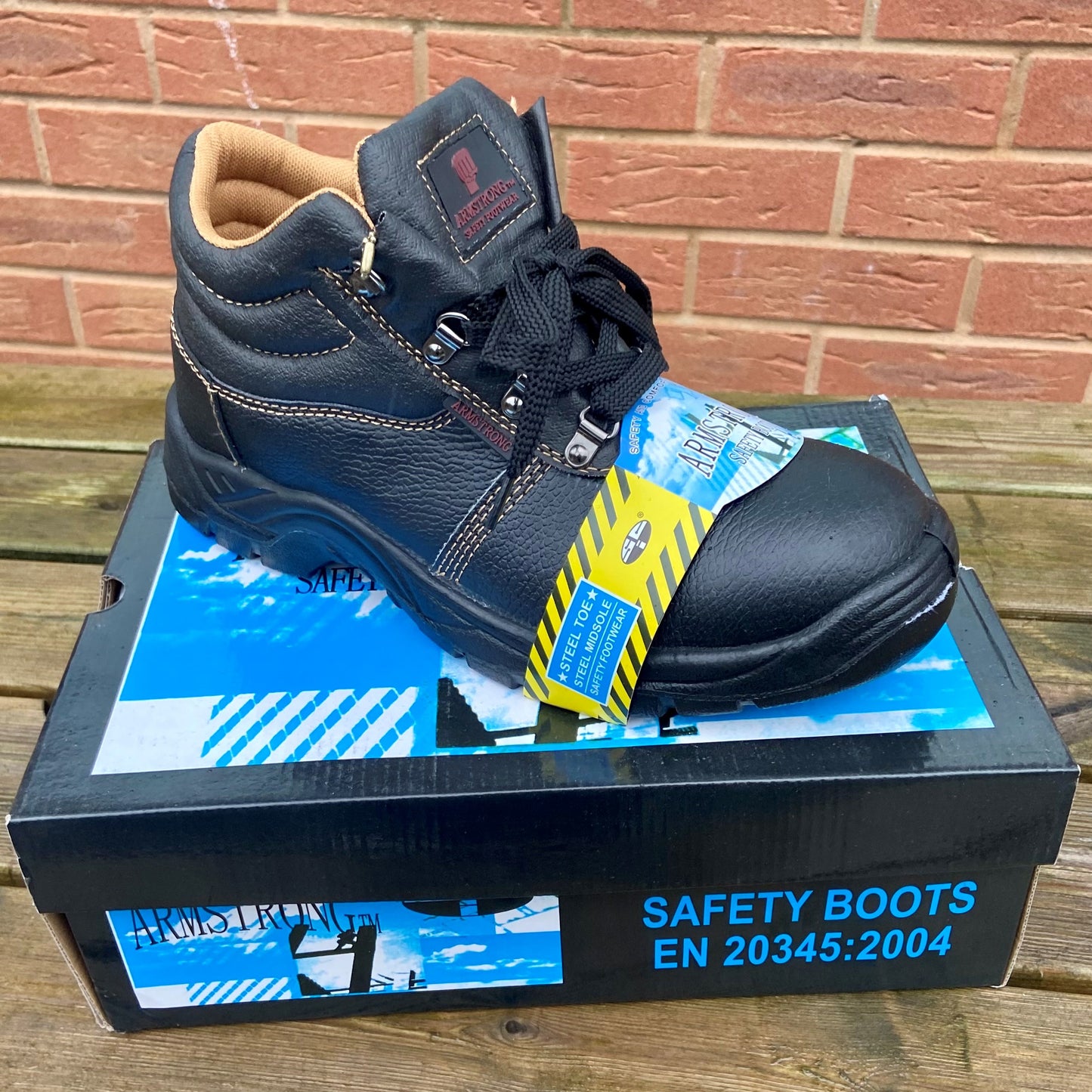 Size 8 Armstrong Safety Boots